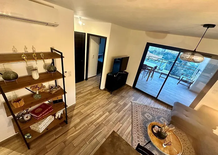 Vue Panoramique Montagne בסטיה